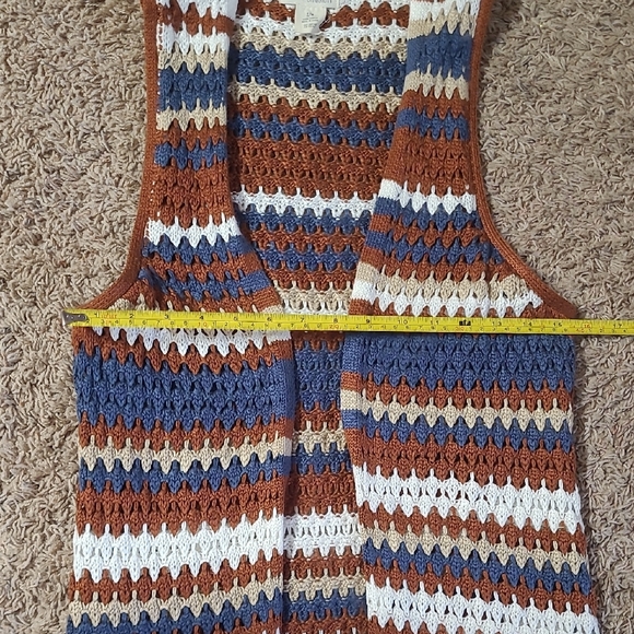 Sky and Sparrow Multicolor Knit Top - Picture 4 of 7